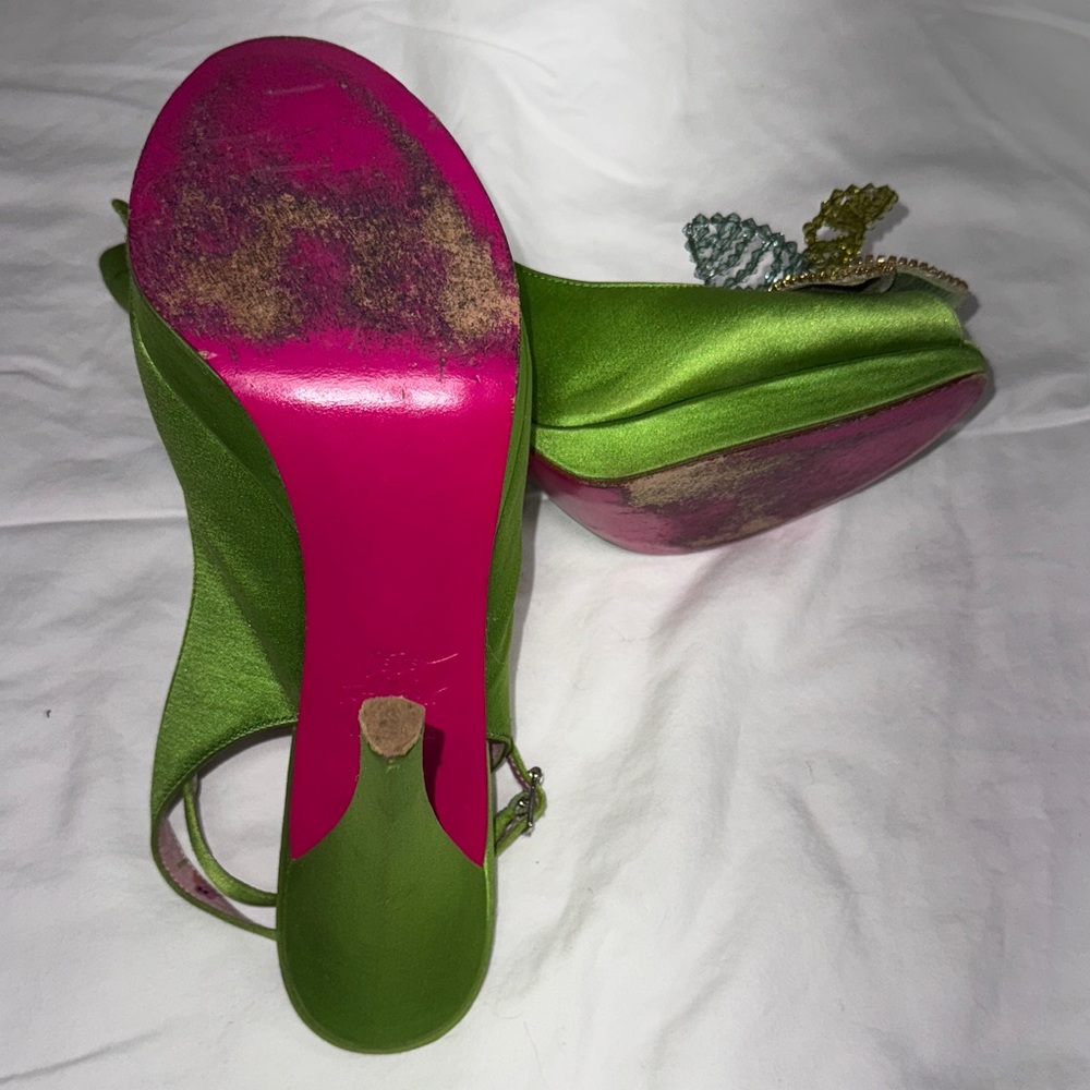 Vintage Y2K Betsey Johnson Elegant Green Satin Heels - Picture 5 of 10